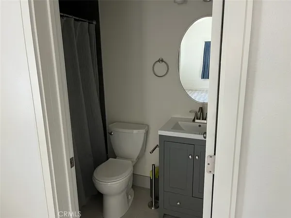 $1,900 | 701 Oakdale Avenue, Unit 1, Monrovia, CA 91016