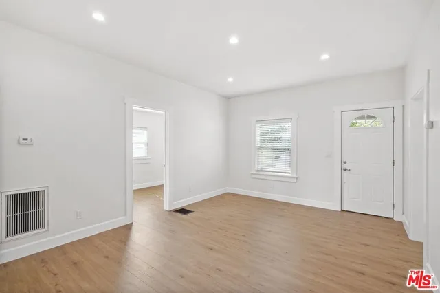 $3,800 | 1455 East Elizabeth Street, Pasadena, CA 91104