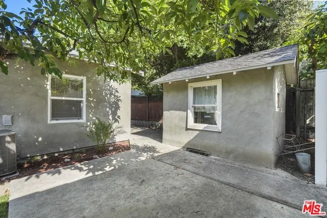 $3,800 | 1455 East Elizabeth Street, Pasadena, CA 91104