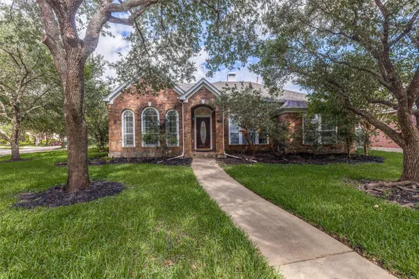 $3,200 | 1734 Heddon Falls Drive, Sugar Land, TX 77479