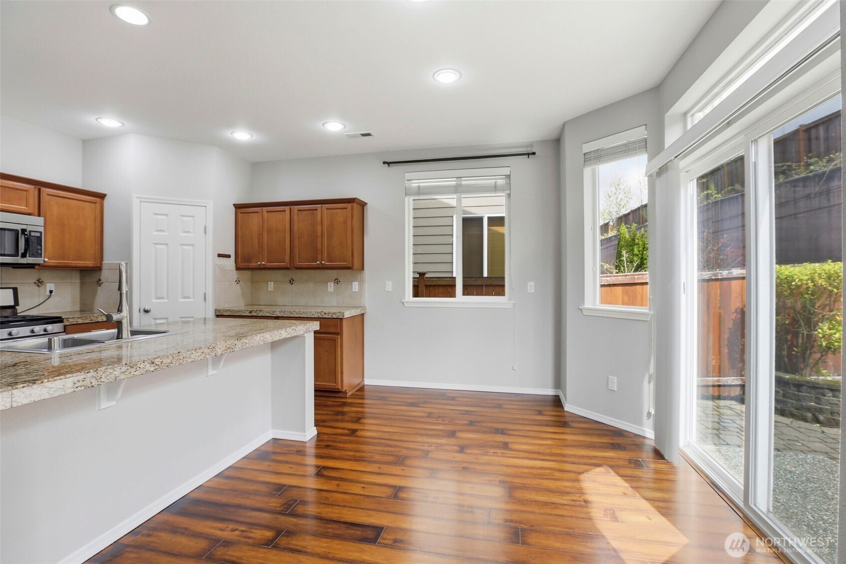 22825 42nd Drive Southeast Bothell, WA 98021 - Photo 13 of 36