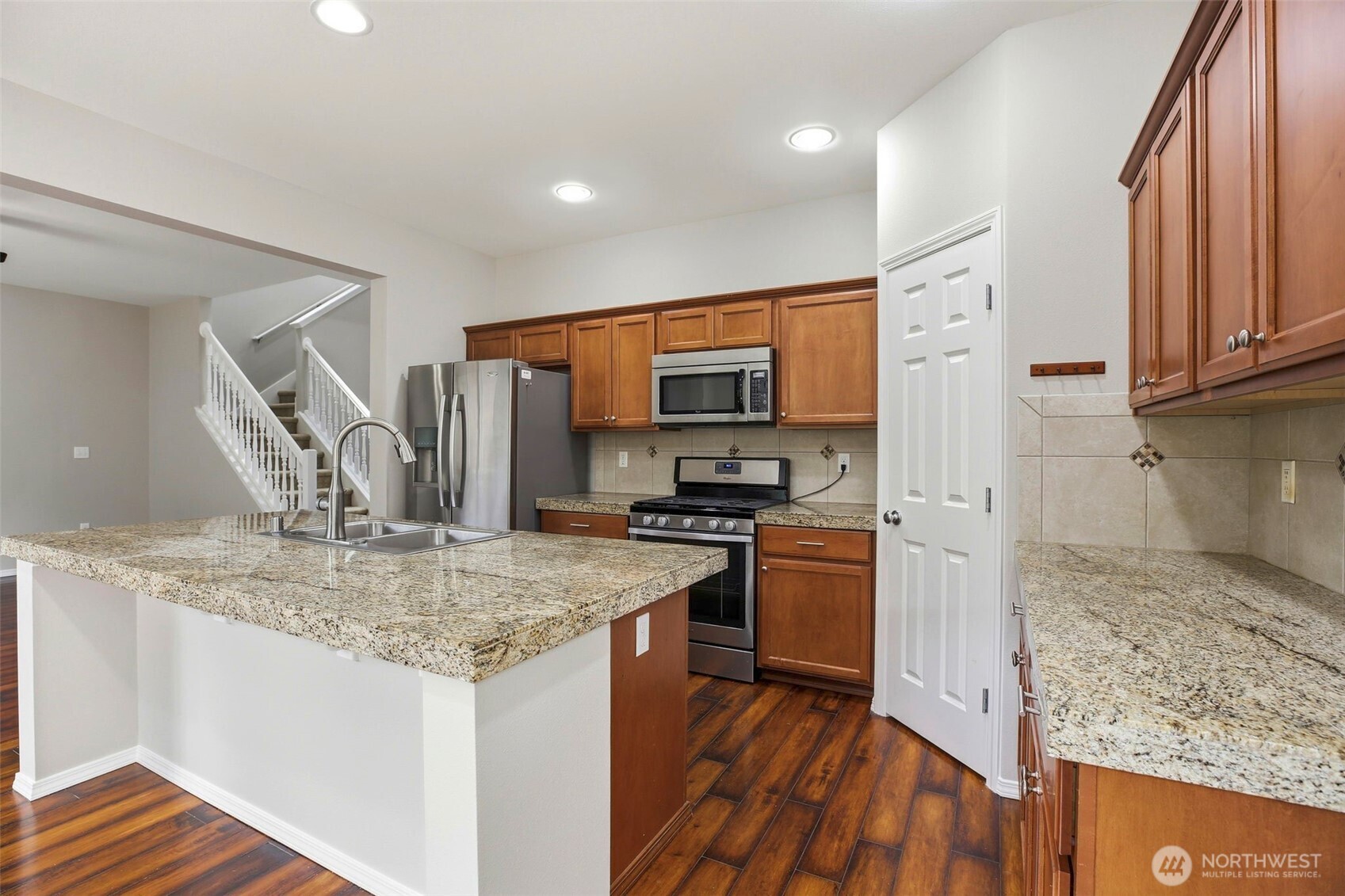 22825 42nd Drive Southeast Bothell, WA 98021 - Photo 10 of 36