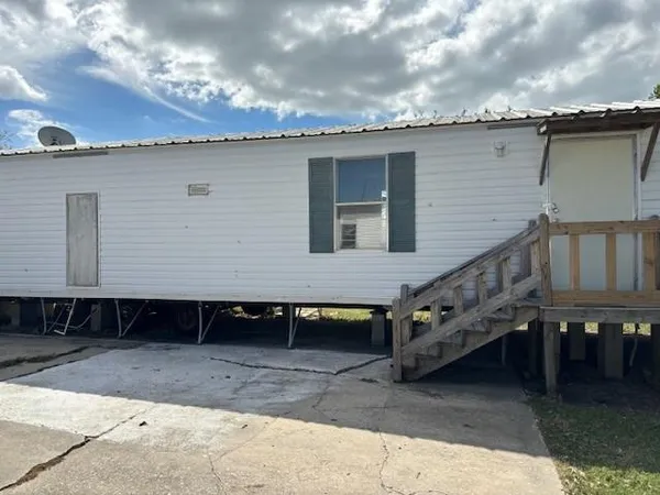 $1,000 | 120 Eric Chedville Lane, Buras, LA 70041