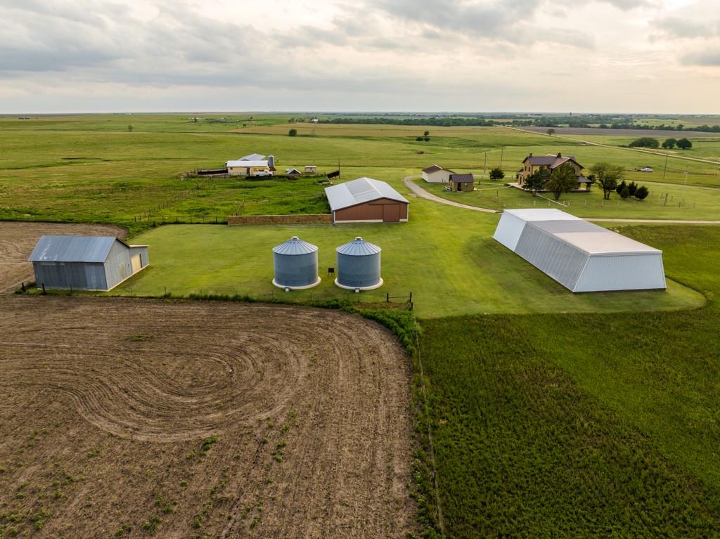 Grants Villa Road Victoria, KS 67671 - Photo 37 of 91