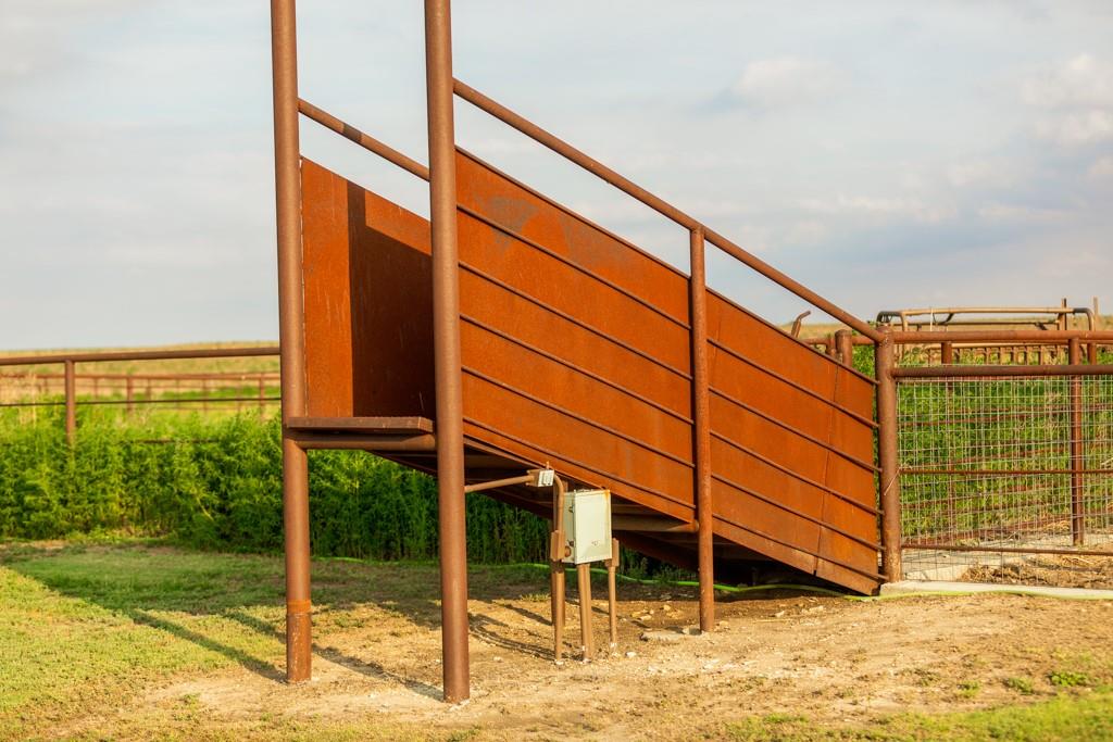 Grants Villa Road Victoria, KS 67671 - Photo 53 of 91