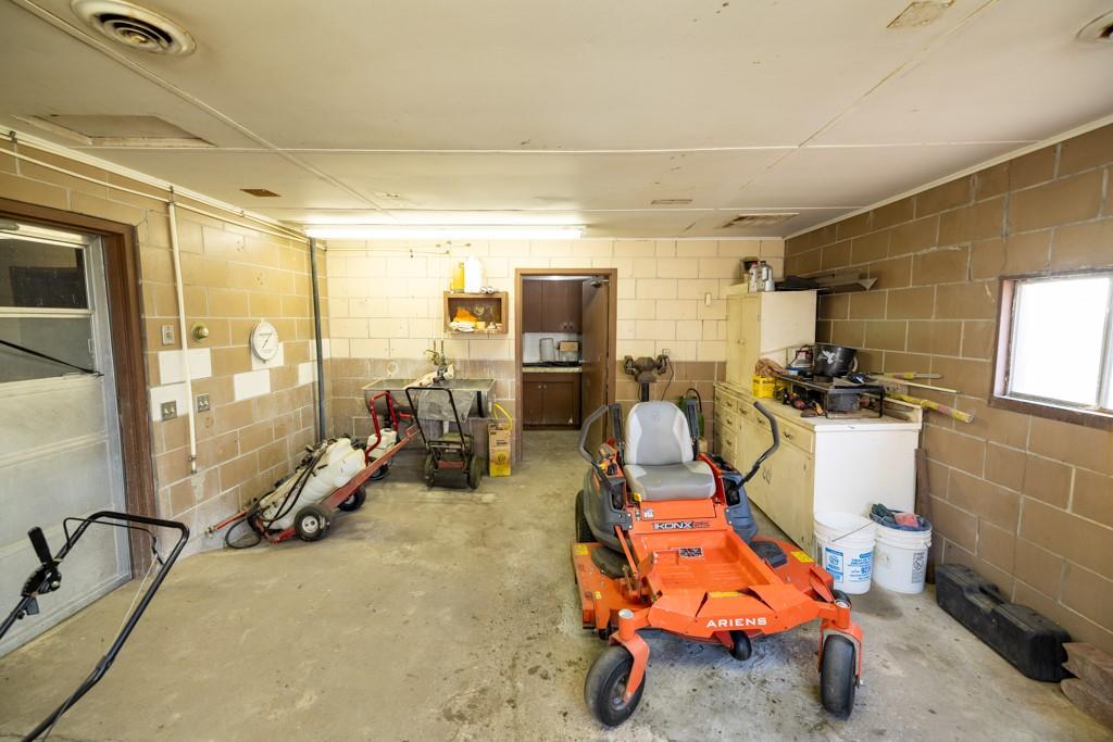 Grants Villa Road Victoria, KS 67671 - Photo 79 of 91