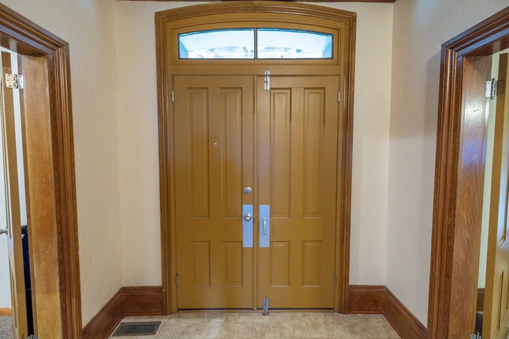 Grants Villa Road Victoria, KS 67671 - Photo 10 of 91