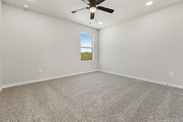 $1,495 | 219 Bonnie Bend, San Antonio, TX 78253