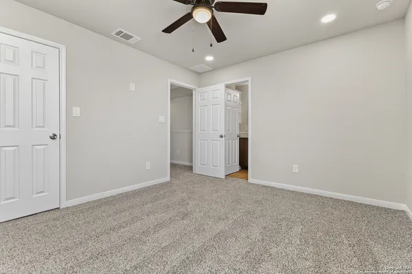 $1,495 | 219 Bonnie Bend, San Antonio, TX 78253