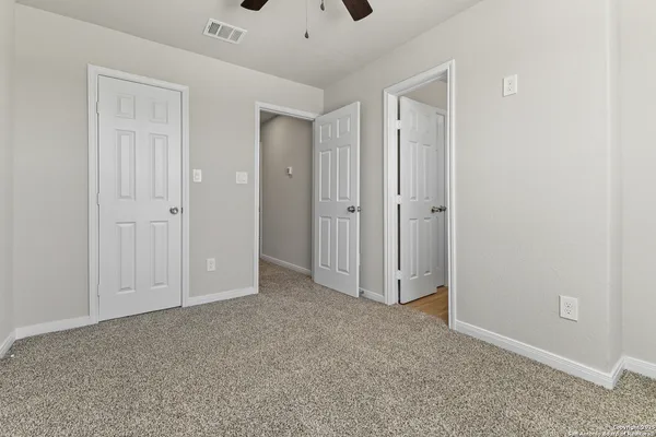 $1,495 | 219 Bonnie Bend, San Antonio, TX 78253