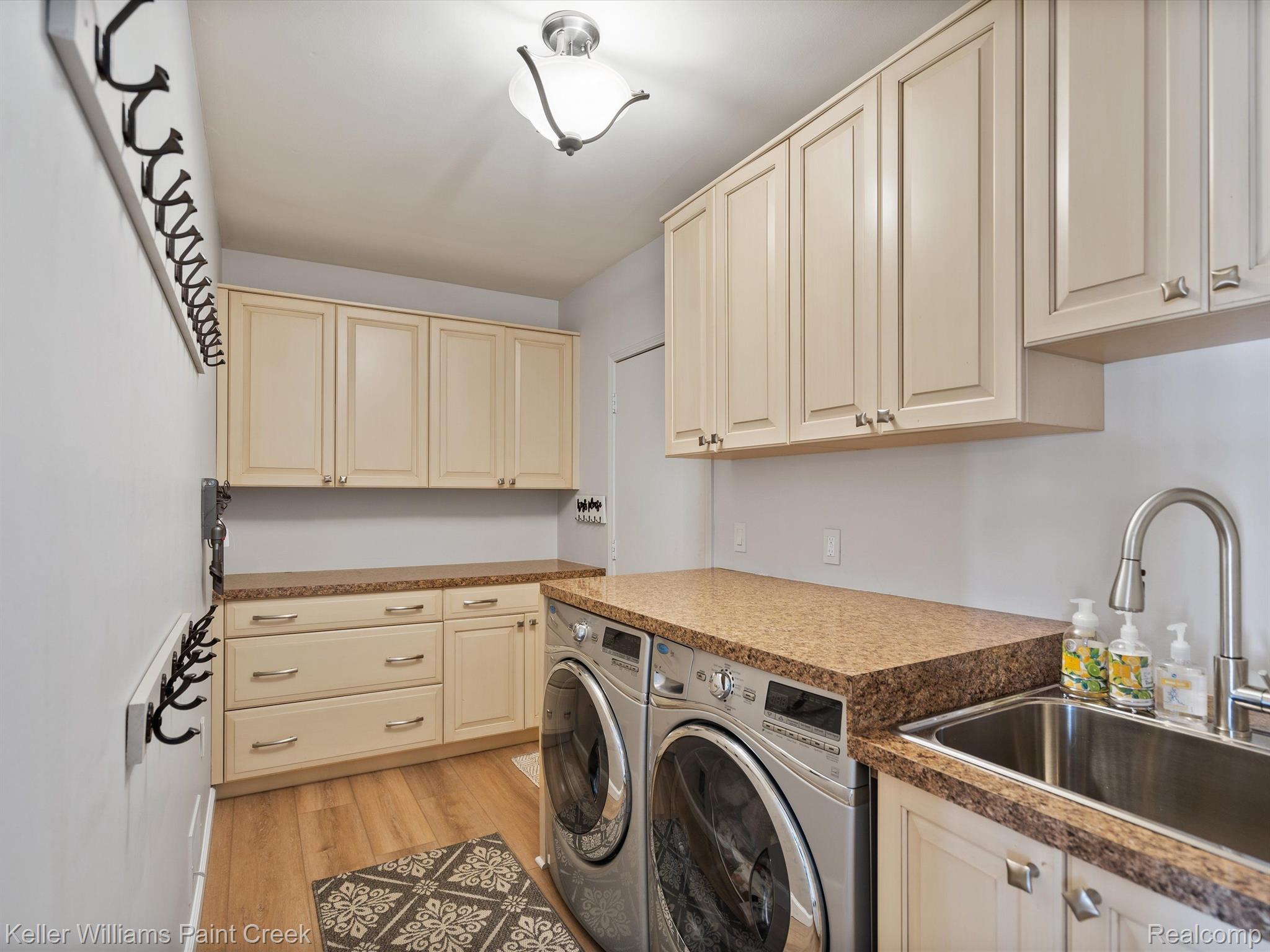 335 Lake Forest Road Rochester, MI 48309 - Photo 35 of 44 Gallery Image 35