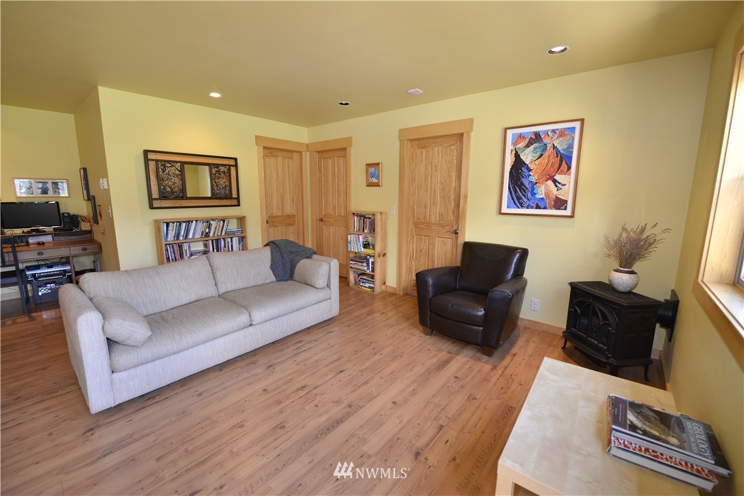 50 Cassal Road Winthrop, WA 98862 - Photo 11 of 25
