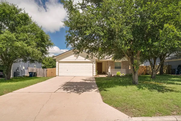 $2,099 | 918 Estate Drive, Hutto, TX 78634