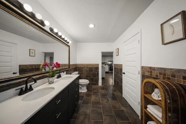 $214,900 | 1924 South 12th Street, St. Joseph, MO 64503