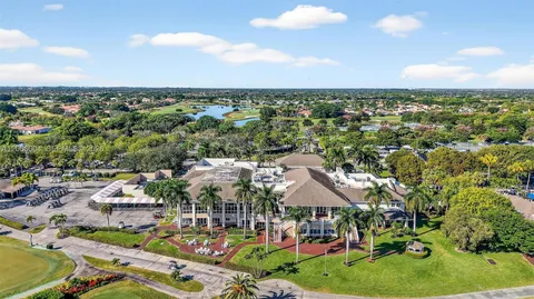 $400,000 | 11538 Briarwood Circle, Unit 4, Boynton Beach, FL 33437