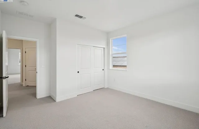 $1,211,443 | 373-373 East Gobind Boulevard, Tracy, CA 95391