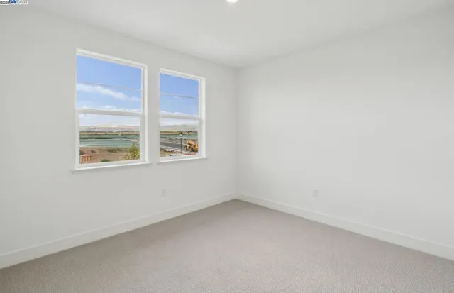 $1,211,443 | 373-373 East Gobind Boulevard, Tracy, CA 95391