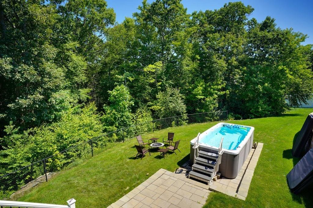 11 West Ledge Road Clinton, MA 01510 - Photo 3 of 34 Gallery Image 3