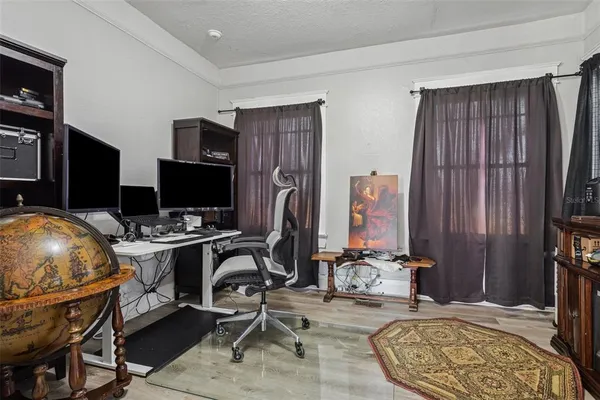 $899,900 | 1018 East Columbus Drive, Tampa, FL 33605