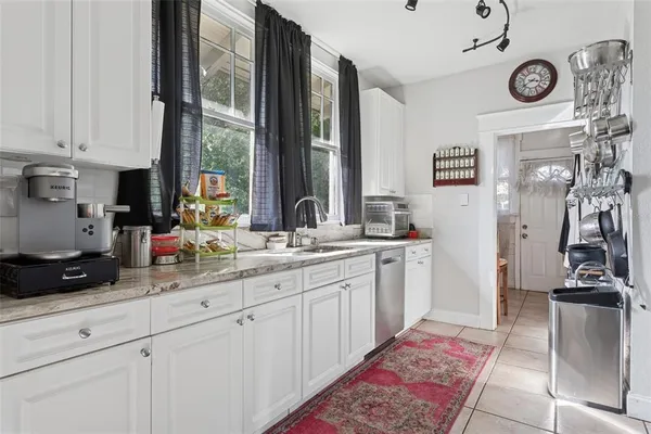 $899,900 | 1018 East Columbus Drive, Tampa, FL 33605