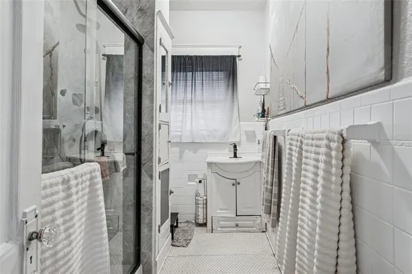 $899,900 | 1018 East Columbus Drive, Tampa, FL 33605