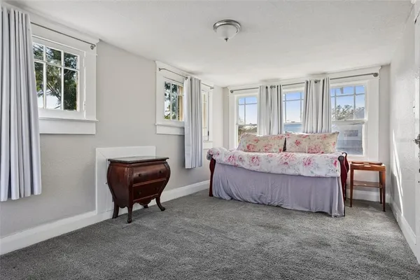 $899,900 | 1018 East Columbus Drive, Tampa, FL 33605