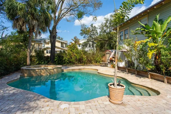 $899,900 | 1018 East Columbus Drive, Tampa, FL 33605