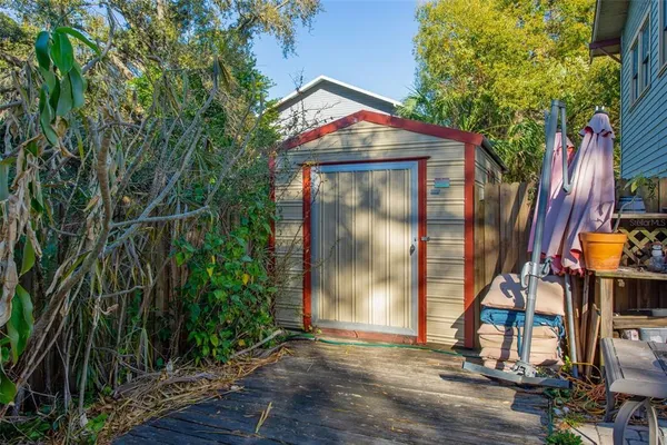 $899,900 | 1018 East Columbus Drive, Tampa, FL 33605