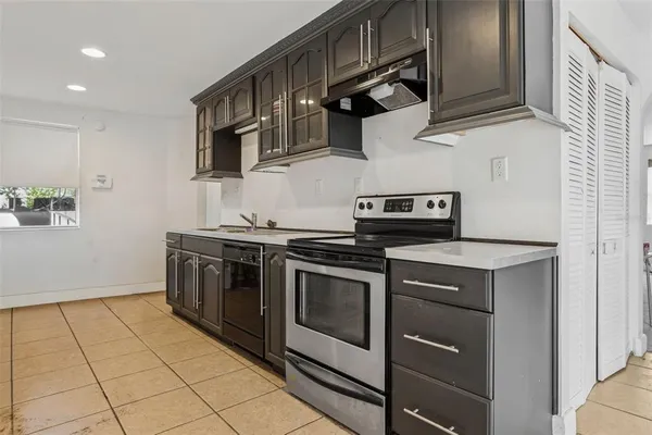 $899,900 | 1018 East Columbus Drive, Tampa, FL 33605