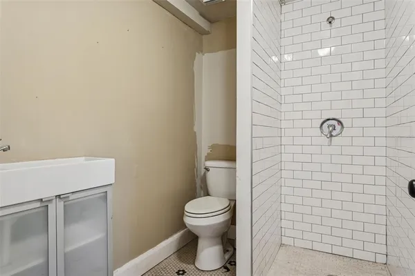 $899,900 | 1018 East Columbus Drive, Tampa, FL 33605