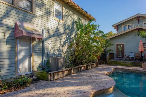 $899,900 | 1018 East Columbus Drive, Tampa, FL 33605