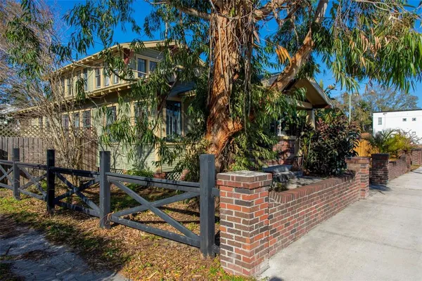 $899,900 | 1018 East Columbus Drive, Tampa, FL 33605