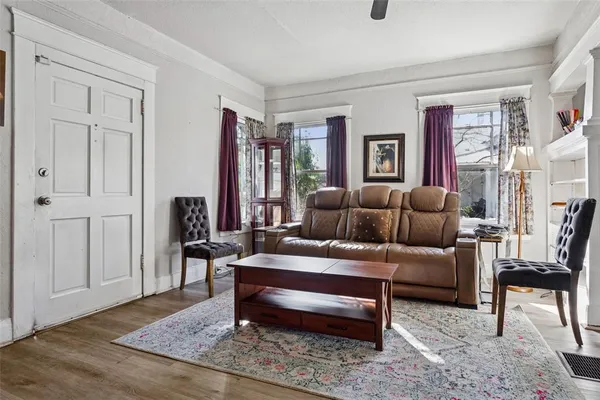 $899,900 | 1018 East Columbus Drive, Tampa, FL 33605