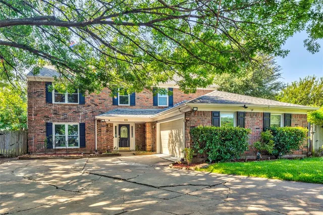 $365,000 | 610 Valley Mills Drive, Arlington, TX 76018