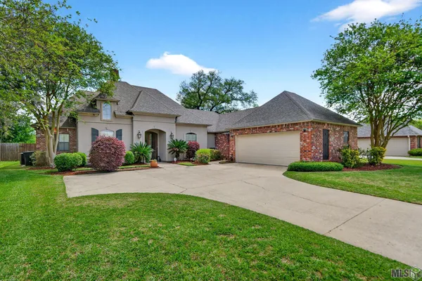 $350,000 | 12484 Old Mill Drive, Geismar, LA 70734