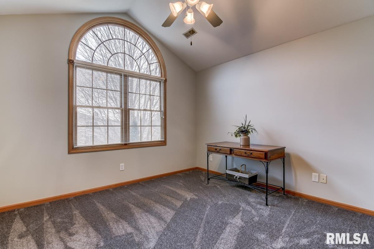 2309 Harbor Landing Springfield, IL 62712 - Photo 18 of 38