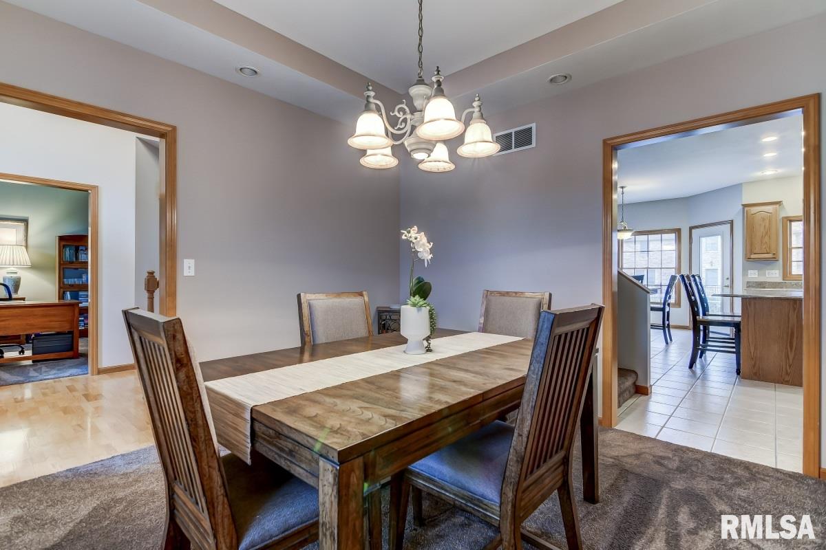 2309 Harbor Landing Springfield, IL 62712 - Photo 4 of 38