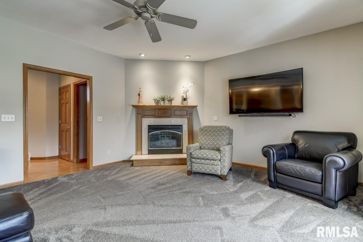 2309 Harbor Landing Springfield, IL 62712 - Photo 8 of 38