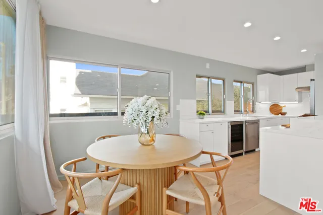 $1,475,000 | 2221 Ocean Avenue, Unit 101, Santa Monica, CA 90405