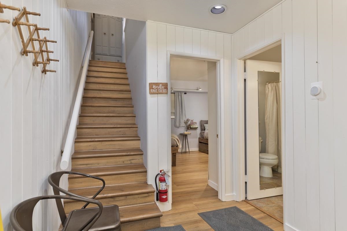 4 Kelley Road, Unit 5 Mammoth Lakes, CA 93546 - Photo 16 of 30 a view of entryway with wooden floor and stairs