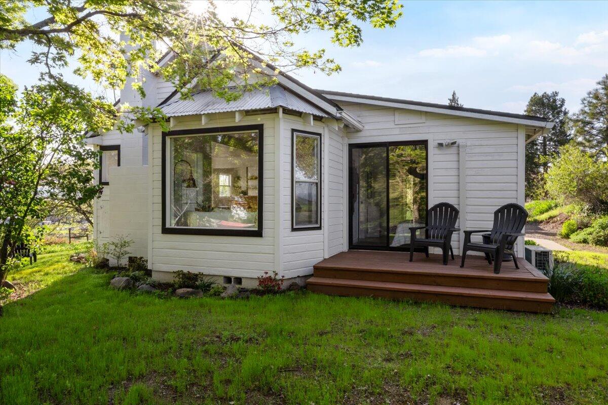 4261 North Foothill Road Medford, OR 97504 - Photo 29 of 37 11-CI_1347