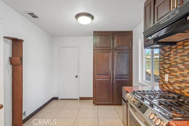 33656 Tradepost Road Acton, CA 93510 - Photo 8 of 27