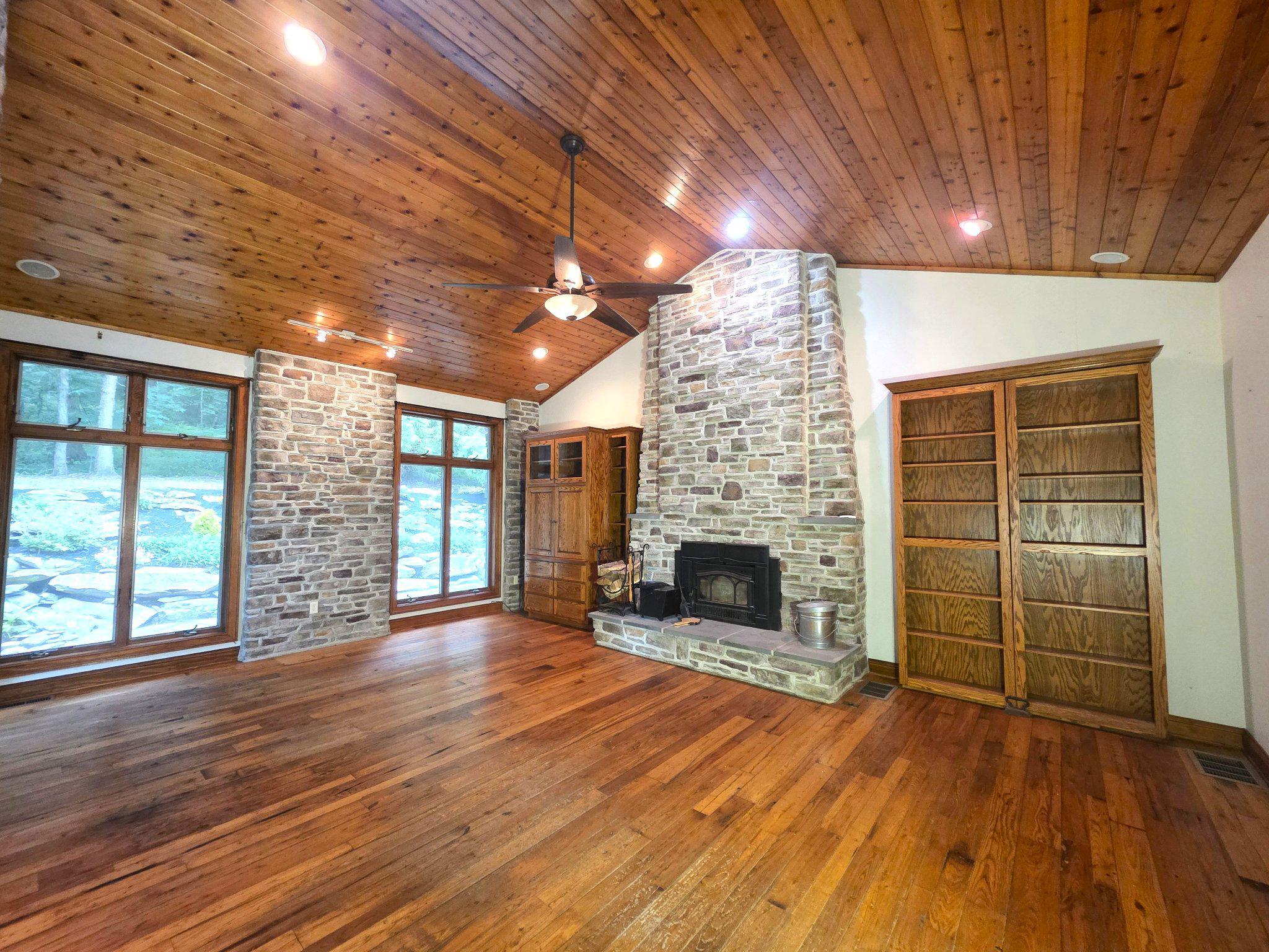 1178 Church Road Orrtanna, PA 17353 - Photo 5 of 77 great room