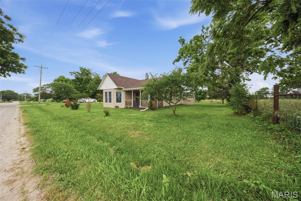 24320 Innsbruck Road Lebanon, MO 65536 - Photo 32 of 35
