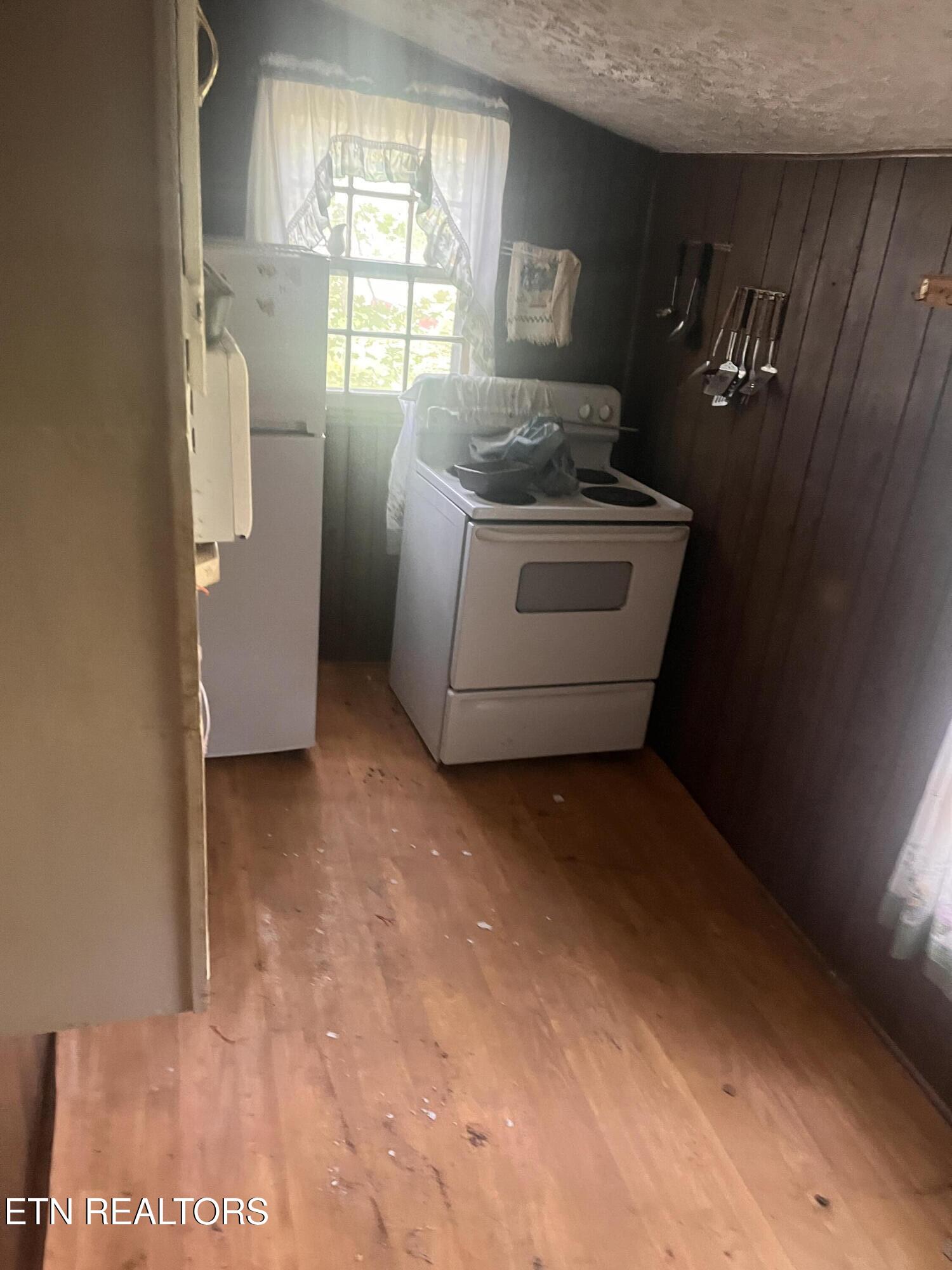 346 Wolfenbarger Lane Luttrell, TN 37779 - Photo 6 of 33 IMG_3496