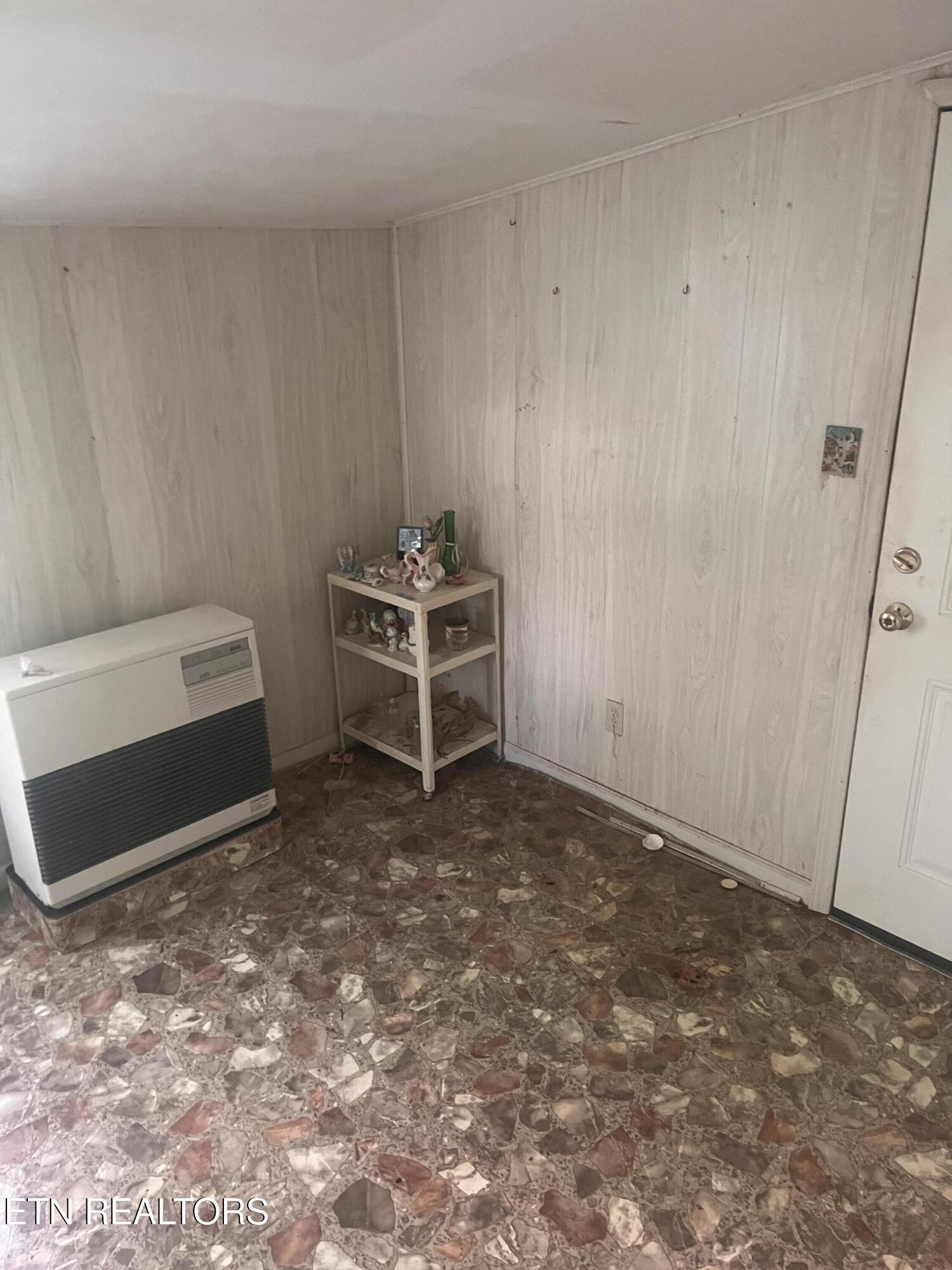 346 Wolfenbarger Lane Luttrell, TN 37779 - Photo 9 of 33 IMG_3499