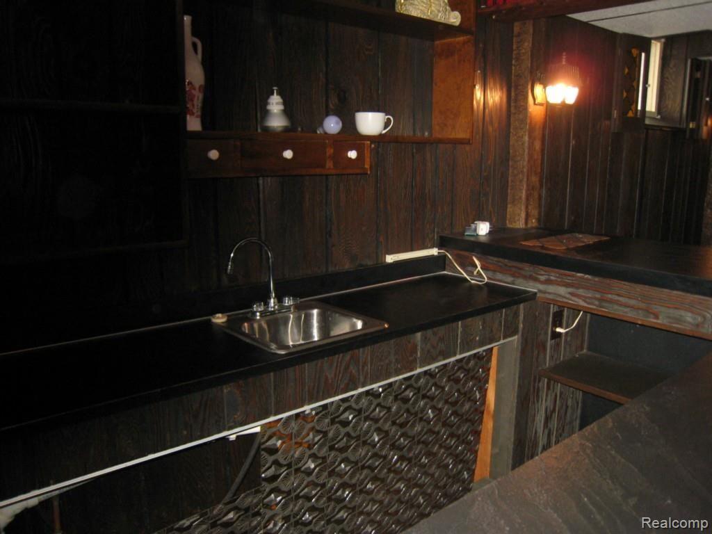 22745 Meridian Road Grosse Ile, MI 48138 - Photo 24 of 25 IMG_0029.jpg