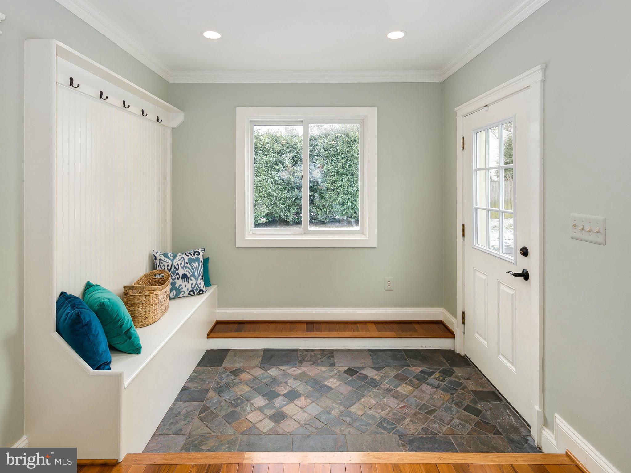 6279 Park Road McLean, VA 22101 - Photo 13 of 30 Interior (General)