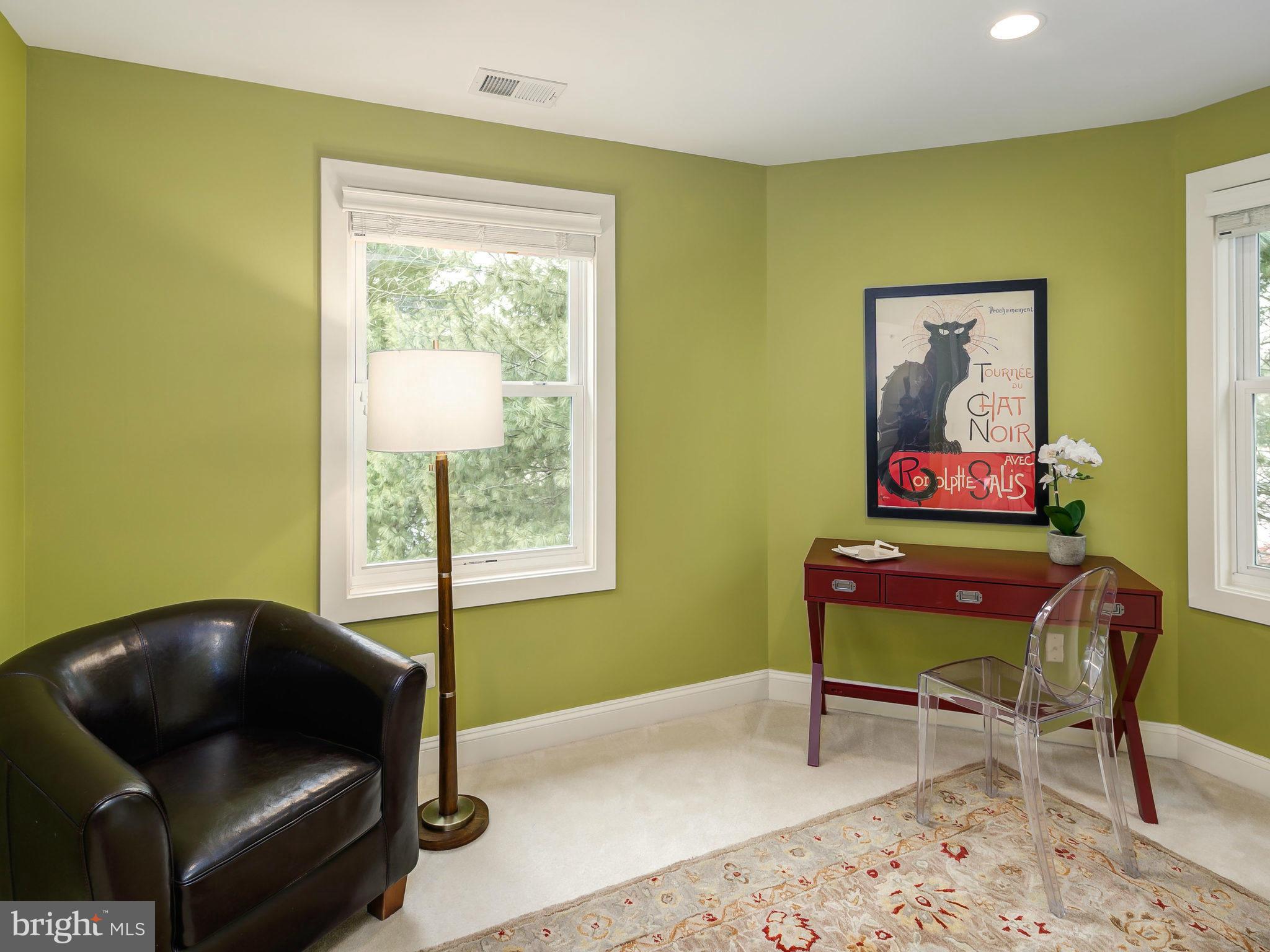 6279 Park Road McLean, VA 22101 - Photo 23 of 30 Bedroom