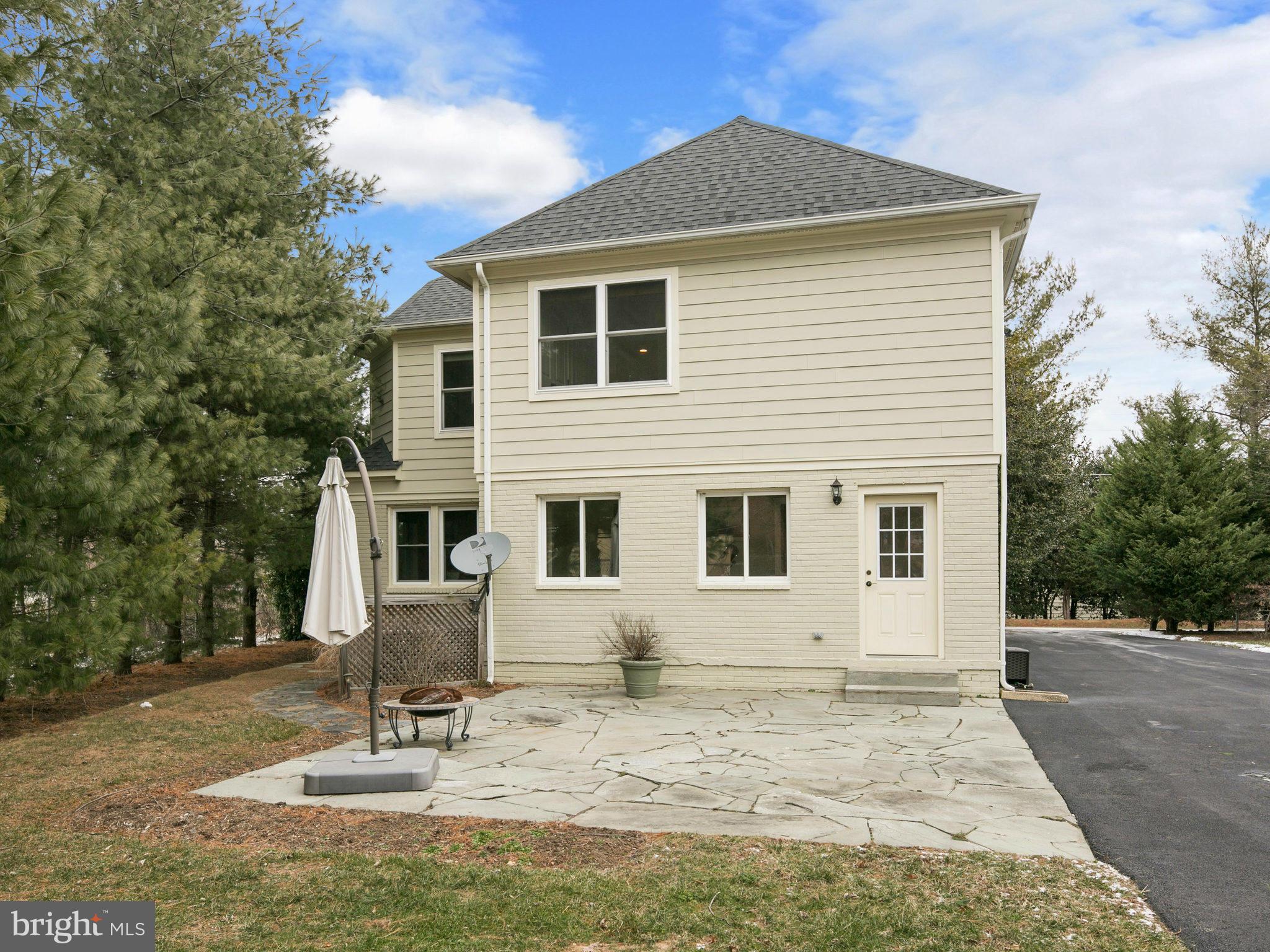 6279 Park Road McLean, VA 22101 - Photo 29 of 30 Exterior (Rear)